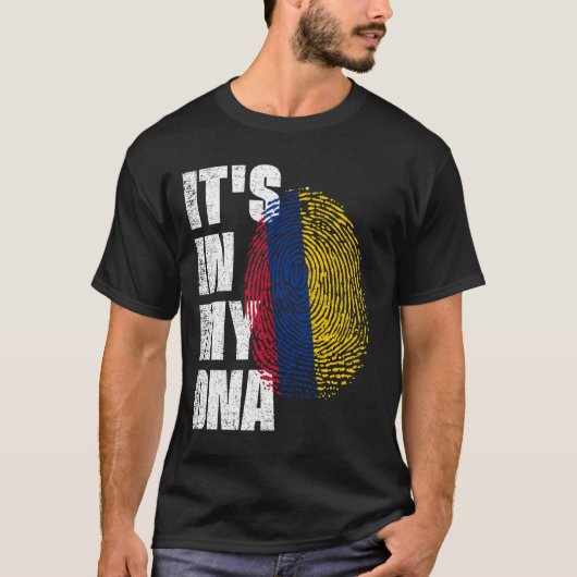 それは私のDNAコロンビア国旗にある Tシャツ (正面)