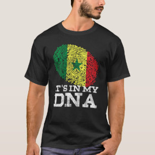 それは私のDnaセネガルAfroアメリカのセネガルFlにある Tシャツ