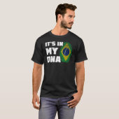 それは私のDNAブラジル国旗の指紋男性の女性の中にある Tシャツ (正面フル)