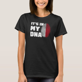 それは私のDNAポーランドのフラグ指紋男性の女性の中にある Tシャツ