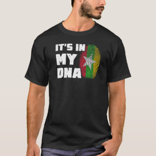 それは私のDNAミャンマーのフラグ指紋男性の女性 Tシャツ