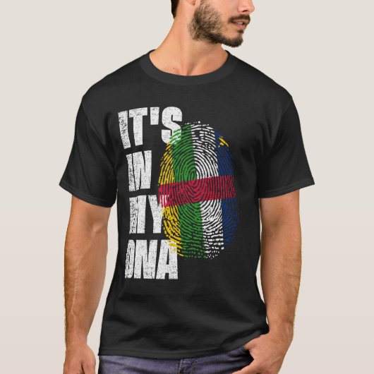 それは私のDNA中央アフリカ共和国国旗にある Tシャツ (正面)