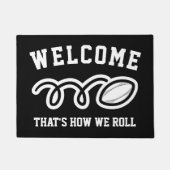 それは私達がおもしろいなラグビーのスポーツの歓迎をいかに転がるかです ドアマット (正面)