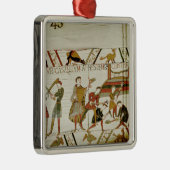 それらは強化を組み立てます メタルオーナメント (右)