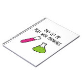 それらは私が化学薬品と遊ぶことを可能にしました ノートブック (左側)