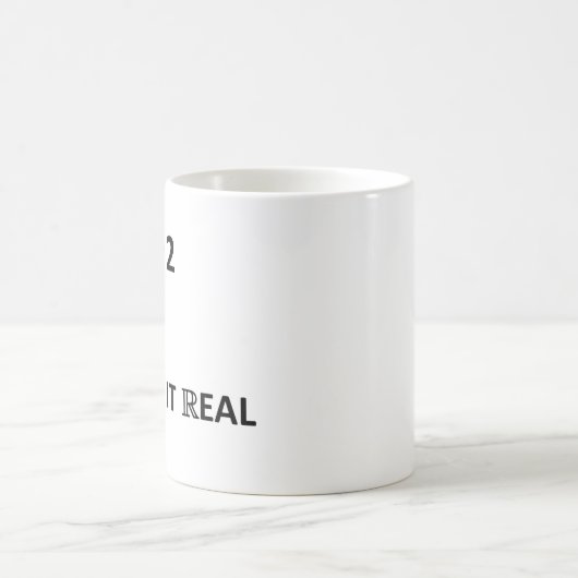 それを実質保ちます コーヒーマグカップ (中央)