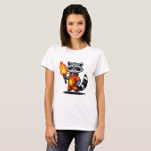 たいまつを持つアライグマ Tシャツ (正面フル)