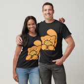 たい焼きの魚を持つ猫 Tシャツ (ユニセックス)