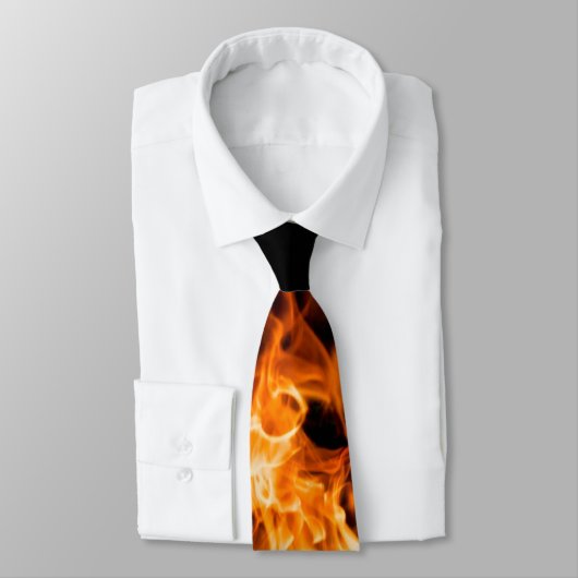 たき火 ネクタイ (タイ)