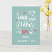 たくさんのラマがバレンタインデーのカードを愛している カード (黄色い花)