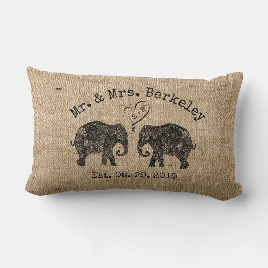 たくさんの愛 | Elephantカップルのカスタムウェディングギフト ランバークッション (裏面)