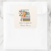 たくさんの本と花パーソナライズされた蔵書票 スクエアシール (バッグ)