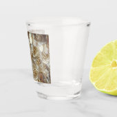 たくさんの美しいバラ花びら ショットグラス (右)