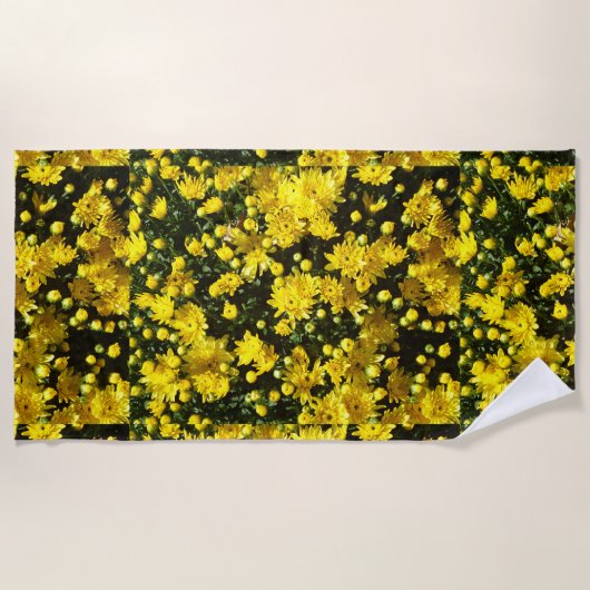 たくさんの黄色い梅 ビーチタオル (正面)