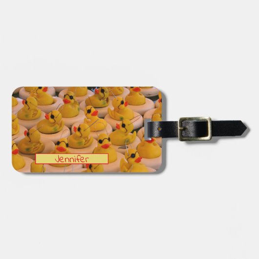 たくさんの黄色のゴムアヒルパーソナライズされた ラゲッジタグ (正面横)