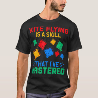 たこおもしろい好き飛んでいる男女きのためのカイトティー Tシャツ