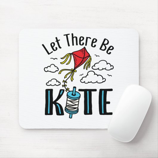 たこが可愛い凧を揚げる飛んでいる マウスパッド (マウス)