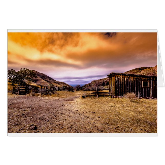 たそがれの納屋 (正面横)