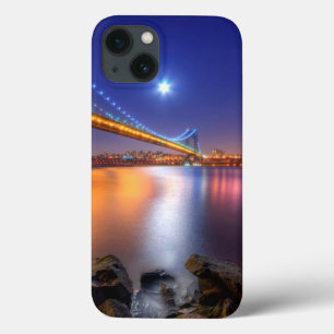 たそがれ、ジョージ・ワシントンBridgePalisades、NJ. iPhone 13ケース