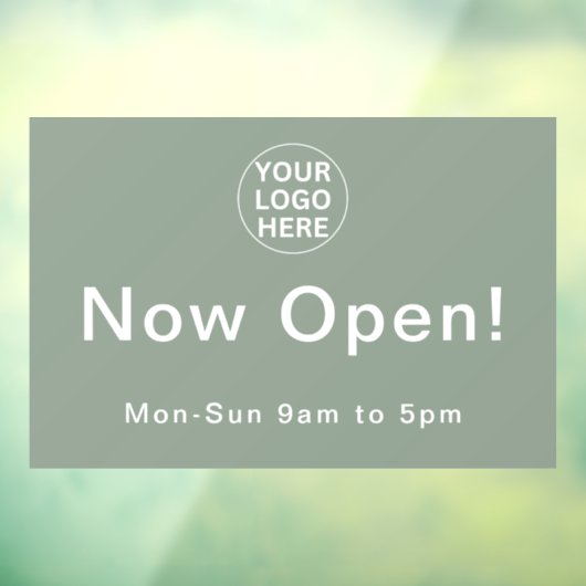 ただいまオープン l 営業時間開始 セージグリーンロゴ ウィンドウサイン (シート3)