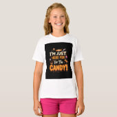 ただお菓子目当て！ - ハロウィンの女の子用 Tシャツ (正面フル)