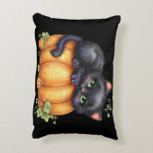 ただそこにいる、子猫がパンプキンの中で休んでいる アクセントクッション (裏面(縦))
