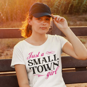 ただの小さな町の女の子 Tシャツ