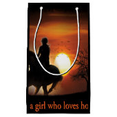 ただの馬が好きな女の子 スモールペーパーバッグ (正面)