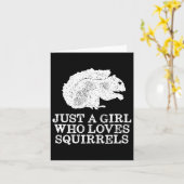 ただの squirrel が好きな女の子 カード (黄色い花)