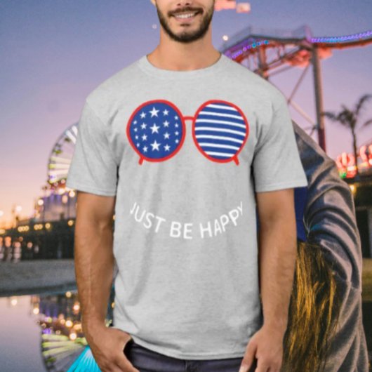 ただ幸せである Tシャツ