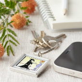 ただ鶏が死神を恐れるおもしろい キーホルダー (側面)