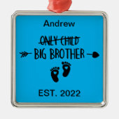 たった一人の子供が今ビッグブラザーを渡った メタルオーナメント (正面)