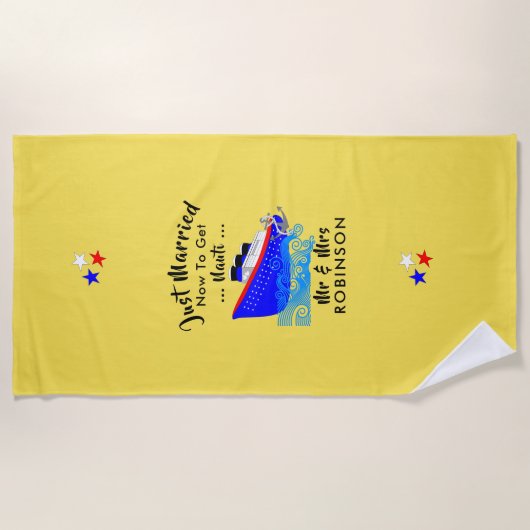 たった今結婚しましたおもしろいクルーズシパーソナライズされたップ ビーチタオル (正面)