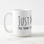 たった今結婚しましたと愛の恋とロマンチック コーヒーマグカップ (左)