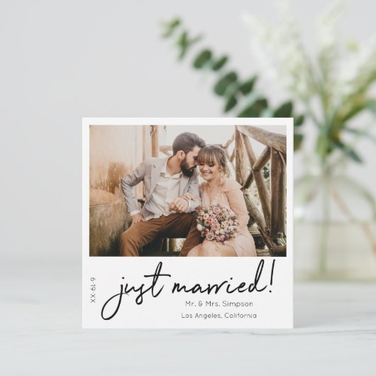 たった今結婚しましたの写真の即時発表 招待状 (スタンド正面)