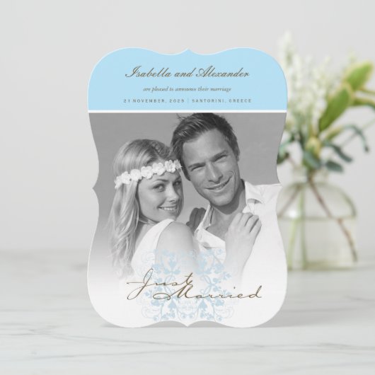 たった今結婚しましたの結婚写真の発表 招待状 (スタンド正面)