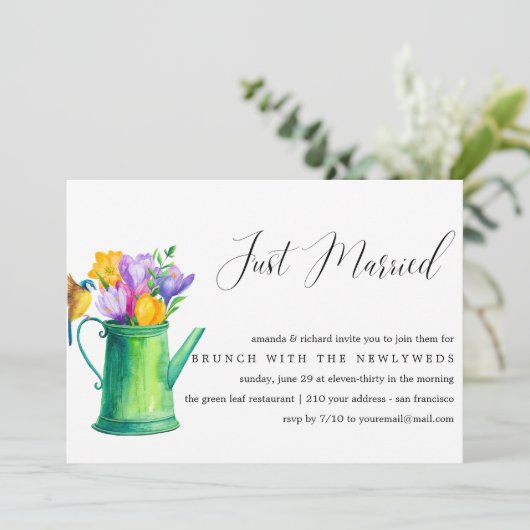 たった今結婚しましたの花の束の結婚ブランチ 招待状 (スタンド正面)