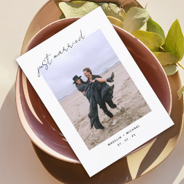 たった今結婚しましたエレガントシンプル結婚の写真カード セーブザデート