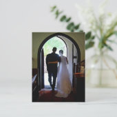 たった今結婚しましたカップル結婚教会の発表 ポストカード (スタンド正面)