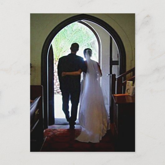 たった今結婚しましたカップル結婚教会の発表 ポストカード (正面)