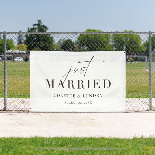 たった今結婚しましたカーバナー披露宴デコレーションC300 横断幕 (インサイチュ)