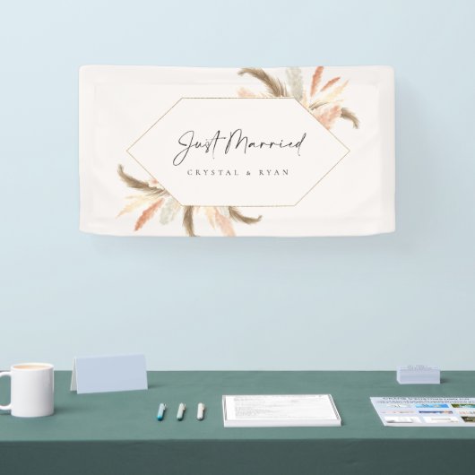 たった今結婚しましたカーバ結婚ナーのイベントサインC100 横断幕 (トレードショー)