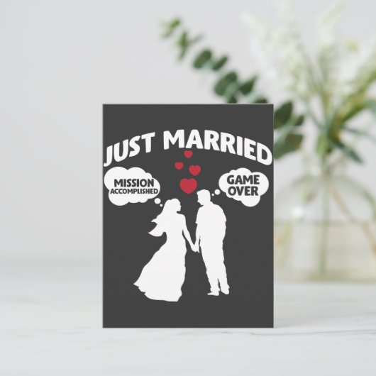 たった今結婚しましたゲームオーバー夫婦皮肉 ポストカード (スタンド正面)