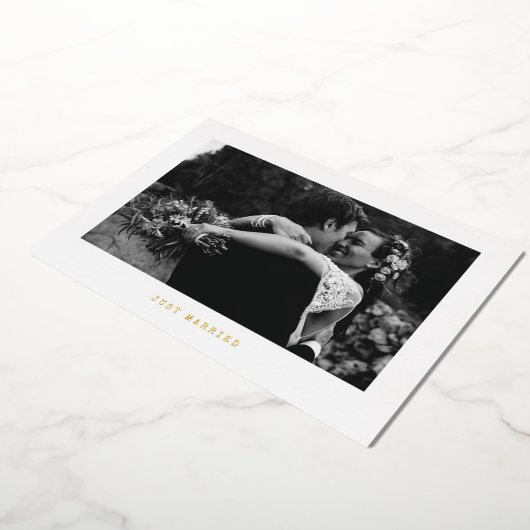 たった今結婚しましたシンプルフォイル写真の発表 箔招待状 (回転した状態)