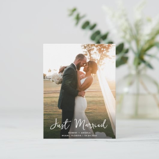 たった今結婚しましたシンプル結婚発表 ポストカード (スタンド正面)
