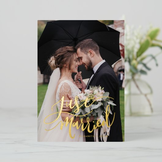 たった今結婚しましたハンドラ結婚ッター発表 箔招待状 (立ち正面)