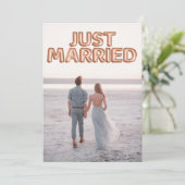 たった今結婚しましたバラ金ゴールド結婚バルーンの写真 案内状 (スタンド正面)