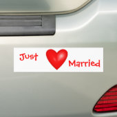 たった今結婚しましたバレンタイン バンパーステッカー (車上)