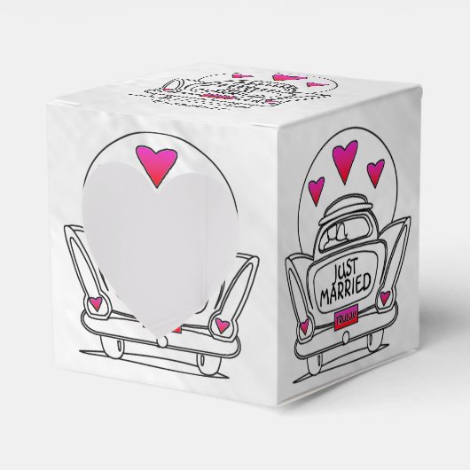たった今結婚しましたパーソナライズされたハネムーンカーハートボックス フェイバーボックス (正面サイド)
