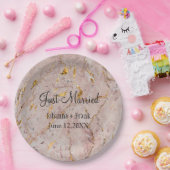 たった今結婚しましたピンクと金ゴールド大理石 ペーパープレート (パーティー)